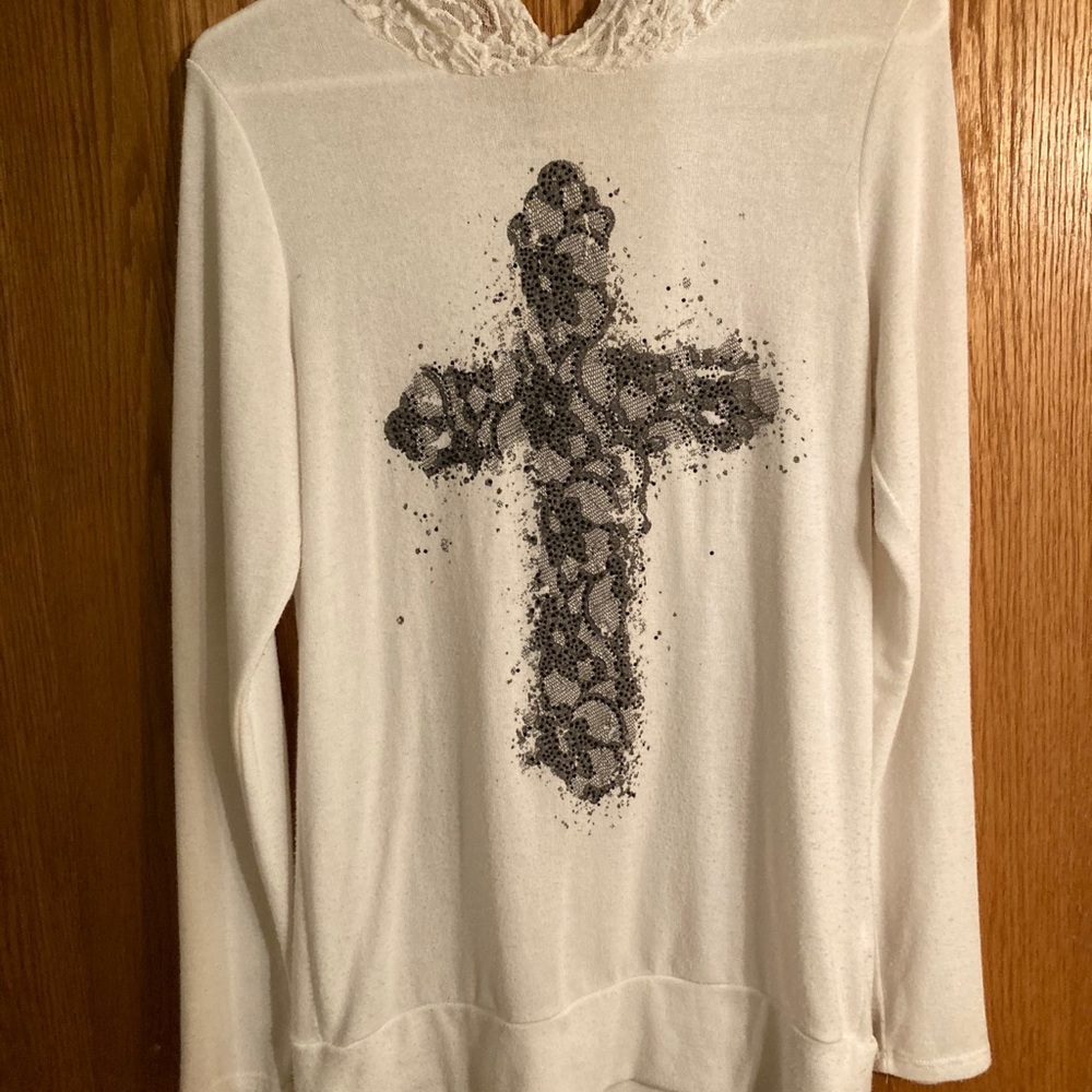 Women’s Lightweight cross shirt